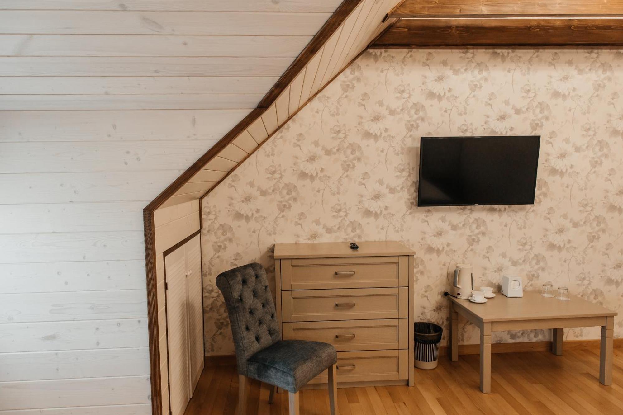 Любокрай Готельно-Відпочинковий Комплекс Skhidnytsia Habitación foto